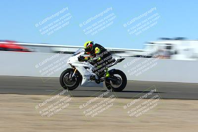 media/Jan-09-2022-SoCal Trackdays (Sun) [[2b1fec8404]]/Front Straight Speed Shots (1pm)/